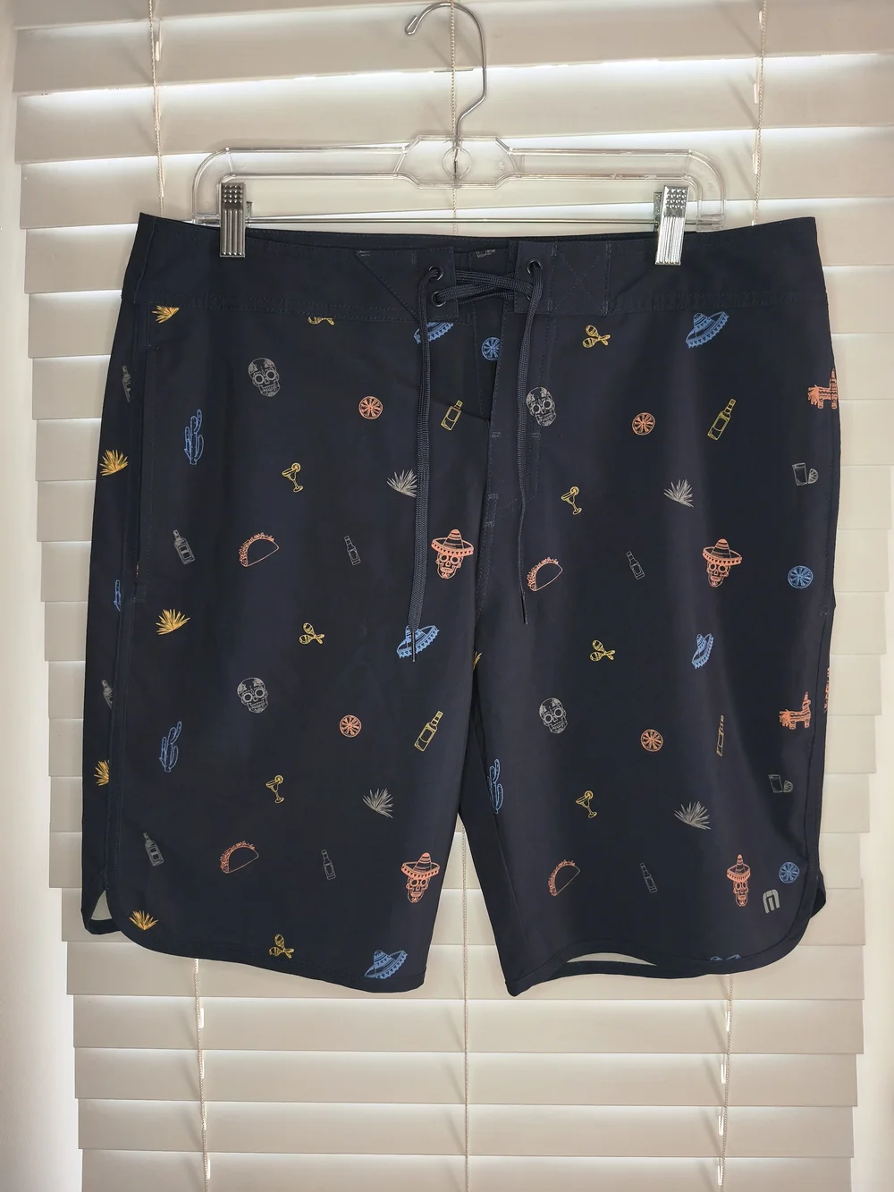 TravisMathew Sunset Mojito Boardshorts Men 34 NWT Blue Skull Tequila Swim Trunks